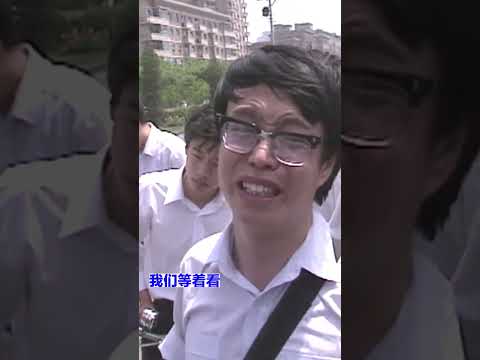 六四屠杀刚刚发生后的几天，外国媒体记者还能在北京街头采访，37年后的今天类似的自由采访都已经很不方便了。这位Bob Chen的北京居民英文程度相当不错，能够在悲愤中基本清晰地表达感受。