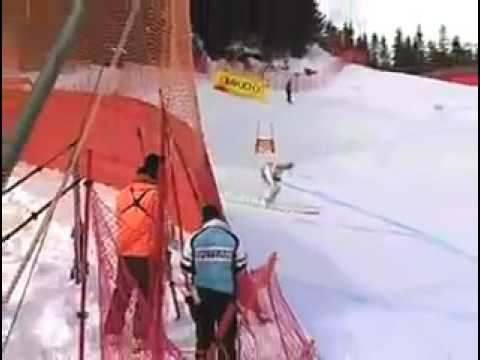 Attenzione alle parti basse, ops troppo tardi