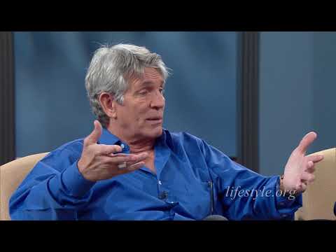 Actor Eric Roberts discusses choosing between his wife and his addiction to cocaine