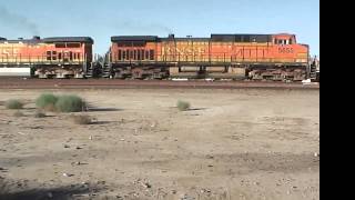 preview picture of video 'BNSF 6546 W and 5470 W @ Shafter [HD]'