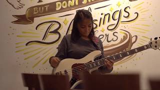 Wanda Omar Jam using Valeton Dapper Bass