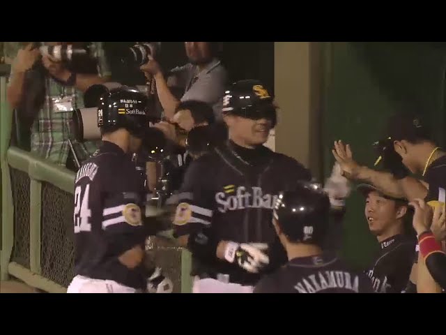 【7回表】隙がない!? ホークス 無死2塁から犠打＆犠飛!! わずか2球で追加点!! 2014/8/7 L-H