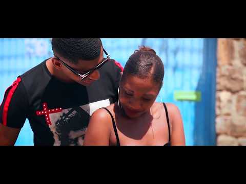 Maicam Monteiro  - Viciado Na Mi (Video Official)