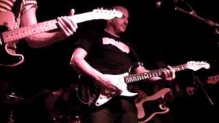 PAUL COLLINS BEAT "All over the world" (Paris nov 13)