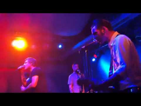 Turbostaat - Pennen bei Glufke @ DAS BETT Frankfurt/Main 06.10.2011