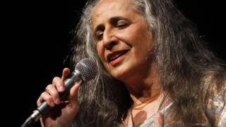 Maria Bethânia interpreta Gostoso Demais