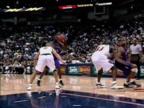 Vince Carter alley oop from Oakley vs Warriors 2000 season