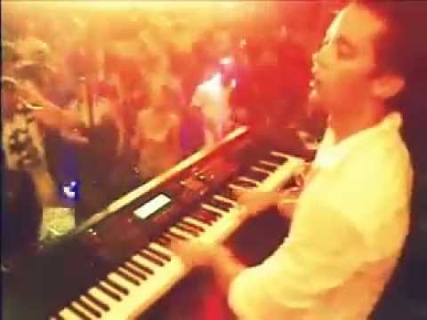 Piano de timba en vivo: El Pikete y Pepito Montes tocan “A Ella Le Gustan Dos” con Michel Calvo ‘07