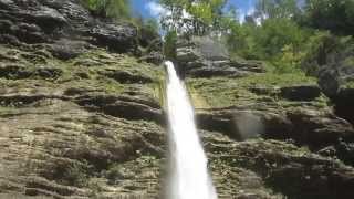preview picture of video 'Slap Peričnik (Peričnik waterfall)'