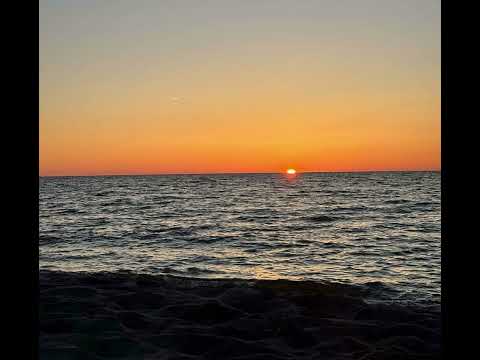 pretty little lie - auz & mike