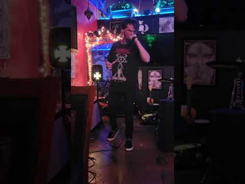 Signs of the swarm - Nightcrawler (open mic night vocal cover)