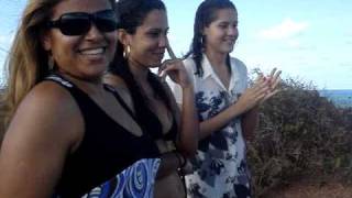preview picture of video 'escalada na praia do coqueirinho-PB.MPG'