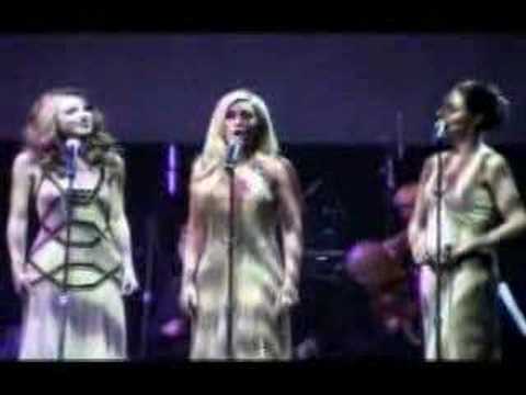 Three Graces & Paul Potts - Brindisi from La Traviata (Live in Mexico)