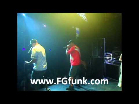 MCS TOTTÔ E KBÇA - VAI PENSANDO QUE É BOY (((FGFUNK.COM)))