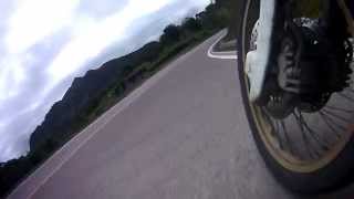 preview picture of video 'Ecuador Bike Trip 2011 (con Africa Twin) ... GAS'