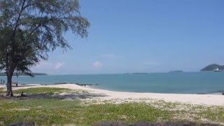 preview picture of video 'Samila Beach Songkhla, Thailand'