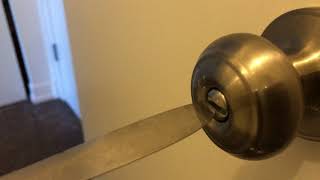 How to unlock the bathroom door with a butter knife