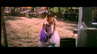 Kadhal Sadugudu - Vikram beats Ilavarasu