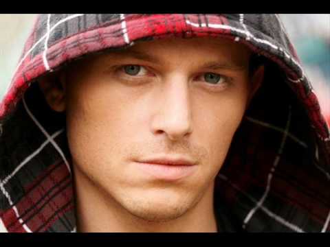 Fedde Le Grand vs SHM - One Amplifier (N.Mahone Mashup).wmv