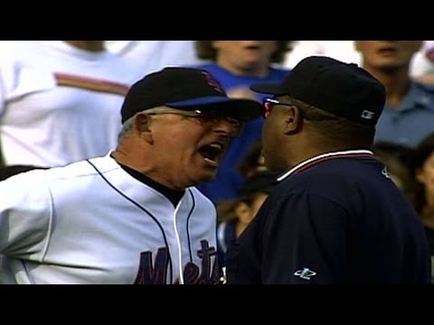 1999 NLDS Gm4: Cookie Rojas ejected from game