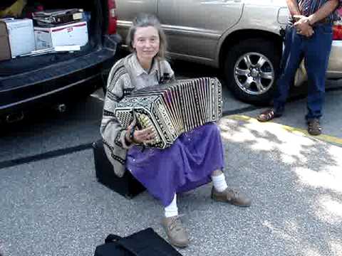 "The Four Jacks March" played by Maureen Dwyer on Chemnitz concertina