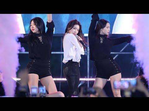 180523 청하(CHUNGHA) - Roller Coaster (롤러코스터) [한양대 에리카캠 축제] 4K 직캠 by 비몽