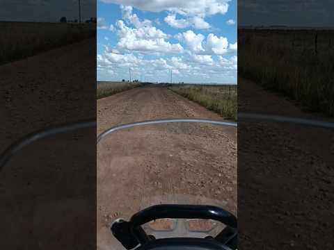 Ruta 4 entre las localidades de Celeste y  Puntas de Valentín , departamento de Salto , Uruguay 🇺🇾