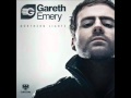 Gareth Emery & Roxana Emery - Too dark tonight ...