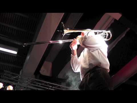 HERZ ASS in der Seebachhalle / Full HD