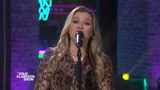 Download lagu Kelly Clarkson Covers '1 2 3' By Gloria Estefan and Miami Sound Machine   Kellyoke mp3 Download lagu Kelly Clarkson Covers '1 2 3' By Gloria Estefan and Miami Sound Machine   Kellyoke mp3