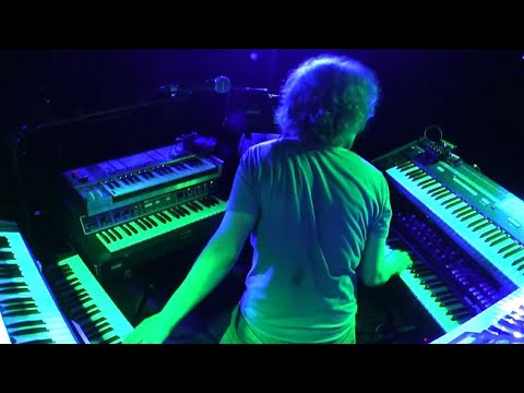 Jan Hammer - Crockett's Theme (live by Kebu @ Dynamo)