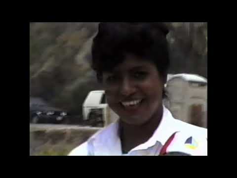 Family 104 Sea Beach 1995 Shireen,Aleya,Rumi