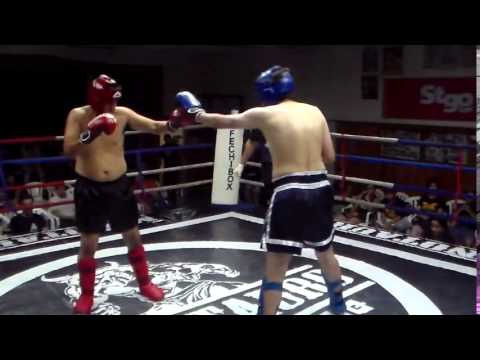 Kickboxing : Cristian Rosales vs Cesar Bahamondes