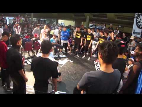 RADIKAL FORCE 14TH ANNIVERSARY INTERNATIONAL BBOY JAM 2012 - FREESTYLE VS ???