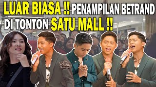 Download lagu KEREN‼ PENAMPILAN BETRAND BAWAKAN LAGU CHRISTMAS, BIKIN SATU MALL IKUT NYANYI‼| THE ONSU FAMILY mp3