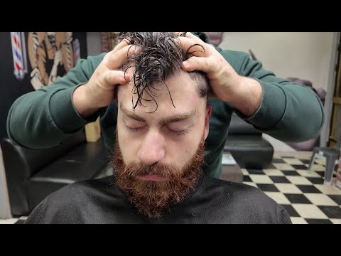 ASMR NECK AND SHOULDER MASSAGE & PROFESSIONAL HANDS AT A REAL TURKISH BARBER SHOP
