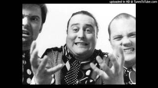 Corky and The Juice Pigs - Love Affair