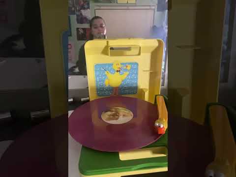 #bluest flame 🔥 by #charlixcx is so #nightcore on 45 mode #recordplayer #selenagomez #bigbird #ily