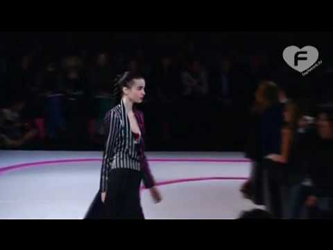 Emanuel Ungaro - Spring Summer 2010 Full Fashion Show HQ