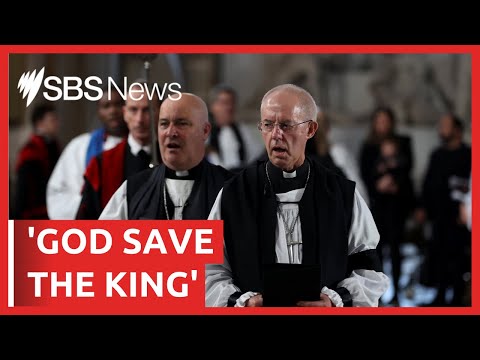 ‘God Save the King': Churchgoers sing new anthem following the Queen's death | SBS News