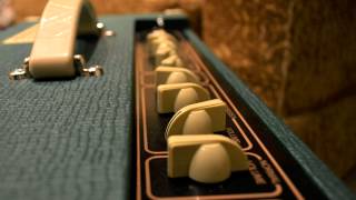 Video thumbnail for Vox Custom AC15 British Racing Green Amp! by Israel Bonnard
