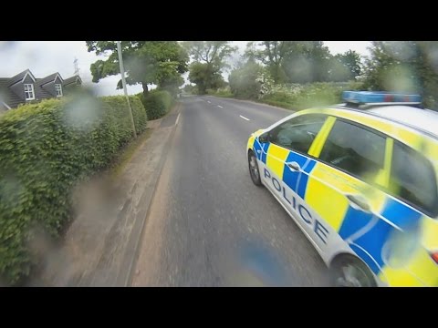 DK64ASX - POLICE Very Dangerous Overtake