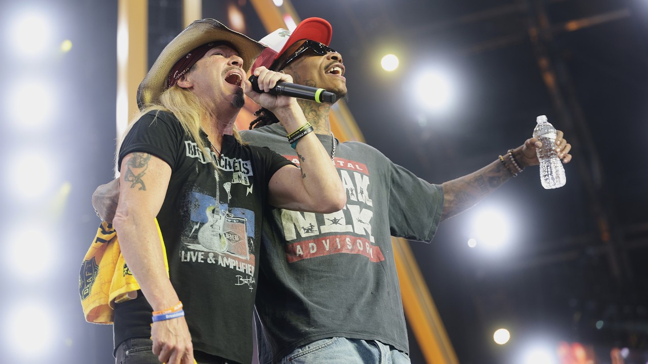 Bret Michaels & Wiz Khalifa Perform "Sweet Home (Pennsylvania)" at the 2026 NFL Draft