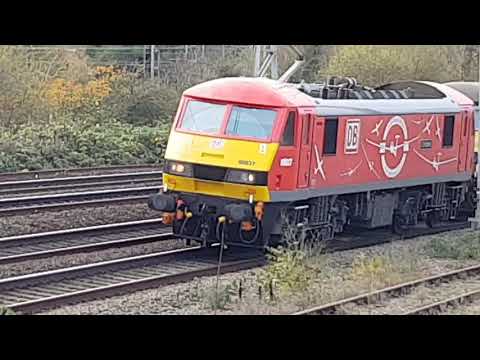 4S44 vs 4M25 - DRS88s vs DB90s - Minerva and then Christine and Malcolm - 88005, 90037 and 90024