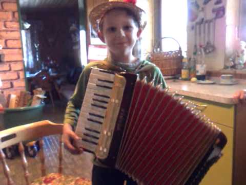 jonas beim gstanzel singen 2011