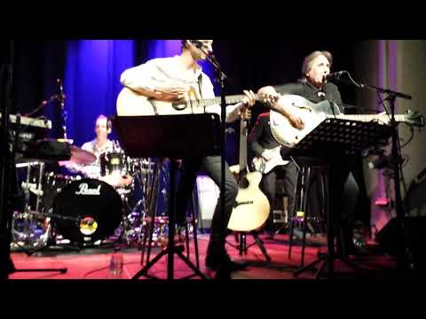 Chesney& Chip Hawkes - Here Comes My Baby Snippet From Selby Town Hall, February 2017