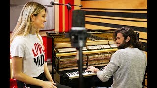 Daudia - Back and forth (No more) [ACOUSTIC VERSION] with lyrics