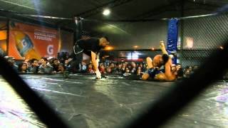 preview picture of video 'Javier Basurto Ecuador MMA (Quito 2014) Academia Bidokan.'