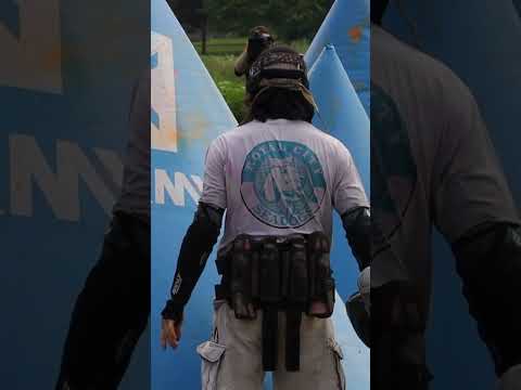 Pro Paintball Player Dillon Rizzardo In a 1v1 Paintball Battle!