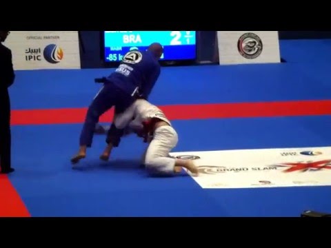 Carlos Santos vs Daniel Svensson - Abu Dhabi Grand Slam London 2016 - Brown Adult - 85kg